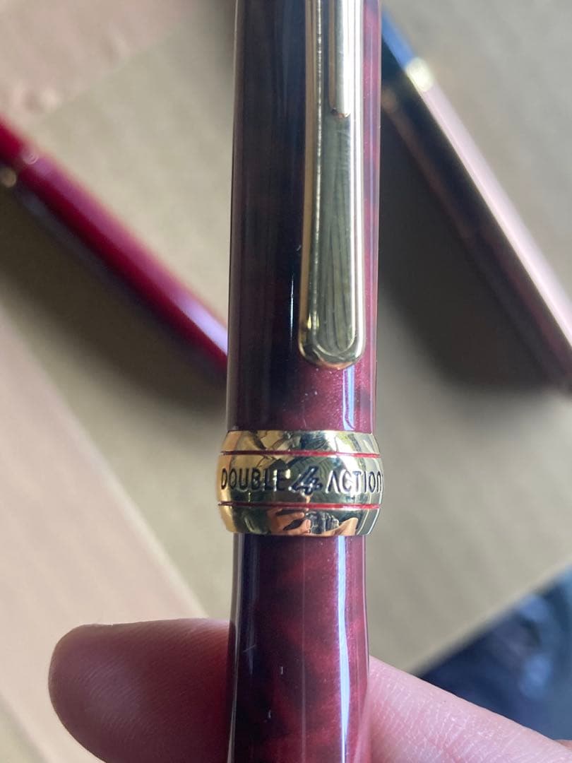 クラシック赤万年筆 金ペン先 K14