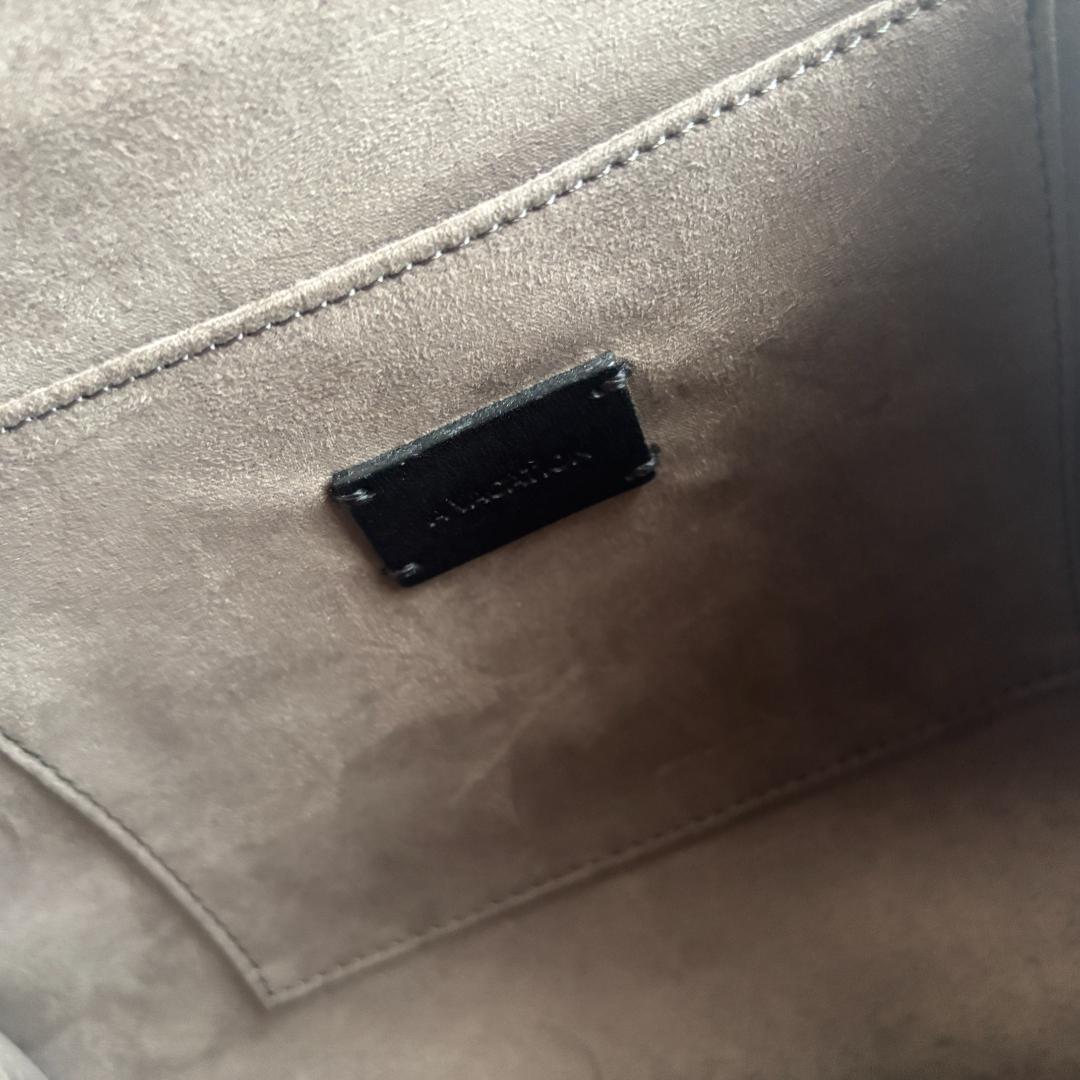 【新品未使用】A VACATION　TEARS　チェーンハンドバッグ　ネイビー