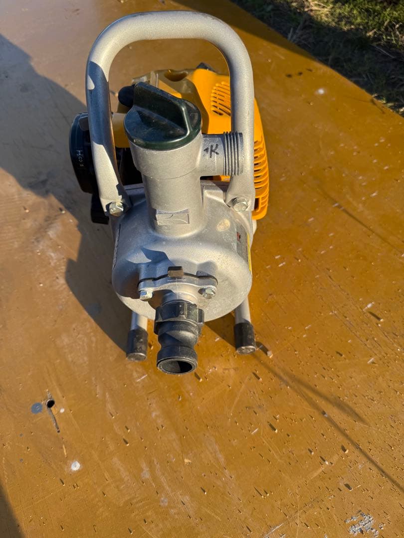 水中ポンプ オレンジ/ホワイト