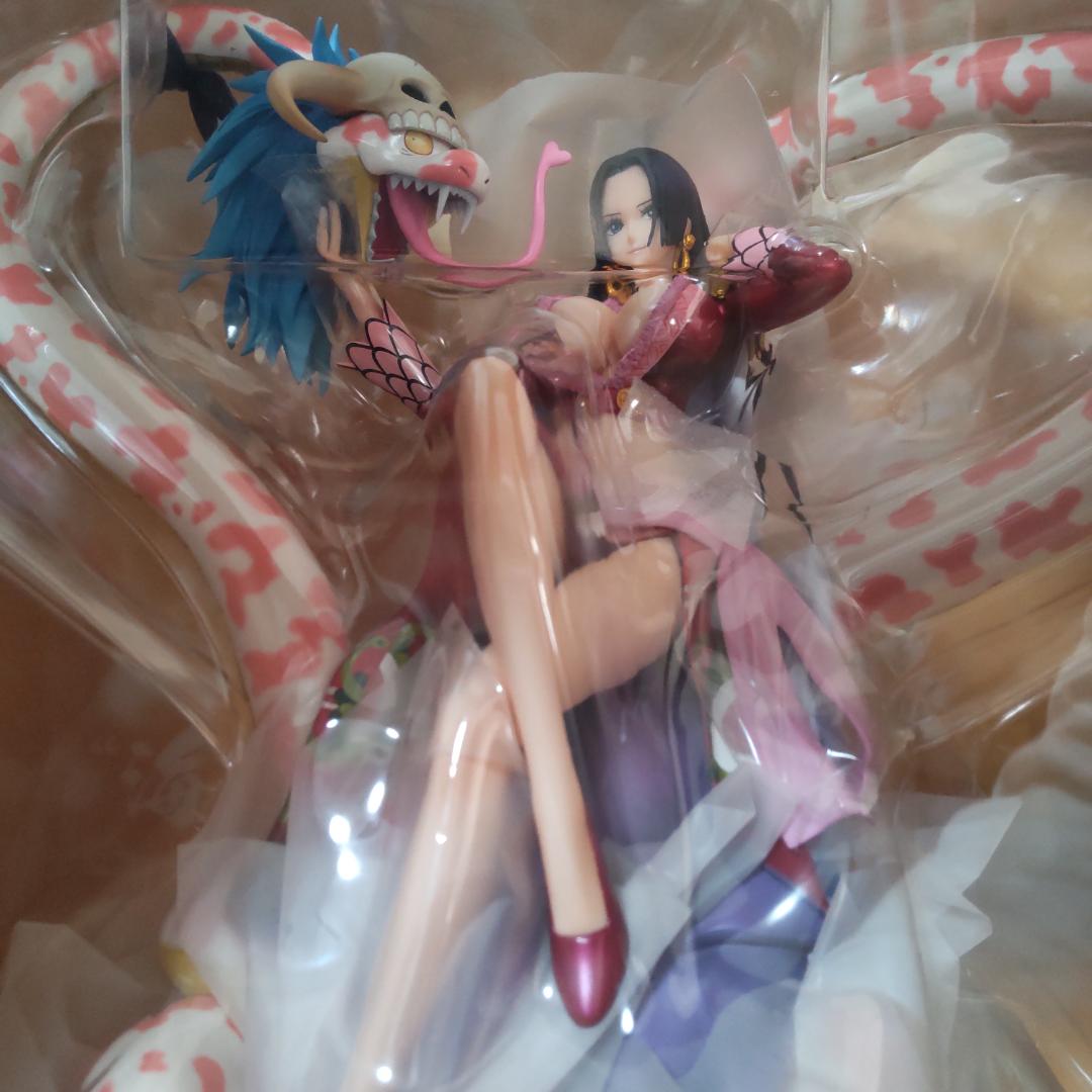 【新品未開封】POP NEO-MAXIMUM 海賊女帝ボア・ハンコック