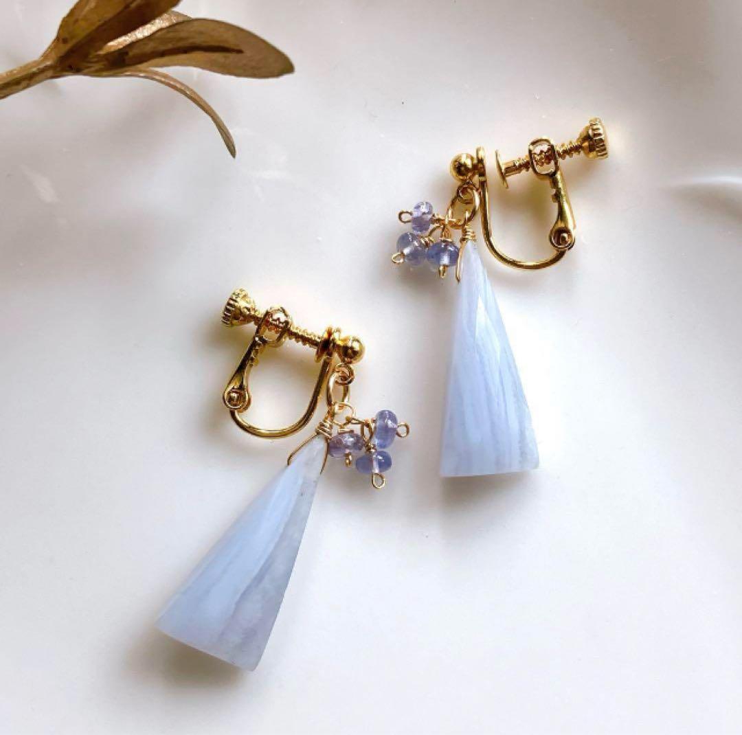 tama◆スピンドルカット バイカラーフローライト×ブルーダイヤチャーム