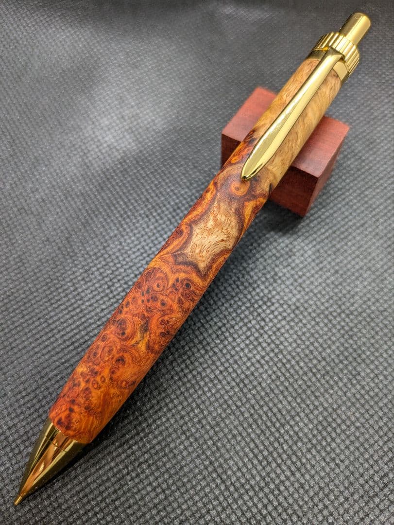 極上花梨紅白 シャーペン0.5mm 工房楔監修 加藤金属 ゴールド金具 極上花梨紅白 シャーペン0.5mm 工房楔監修 加藤金属 ゴールド金具