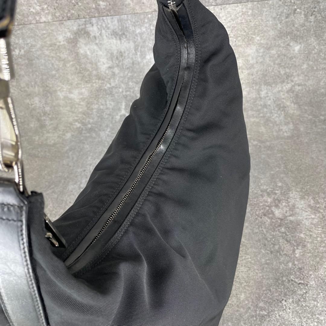 美品 GUCCI グッチ ナイロン レザー G金具 ワンショルダーバッグ 黒