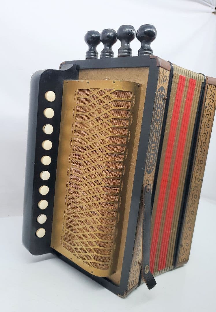 ホーナー／ダイアトニック・アコーディオン Cチューニング 動作未確認