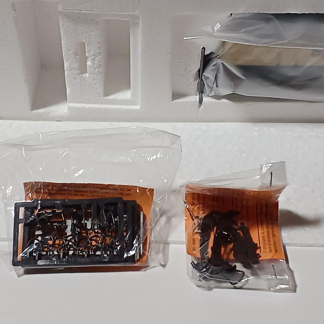 ROCO DB 220型 ディーゼル機関車 タルキス色 品番43524