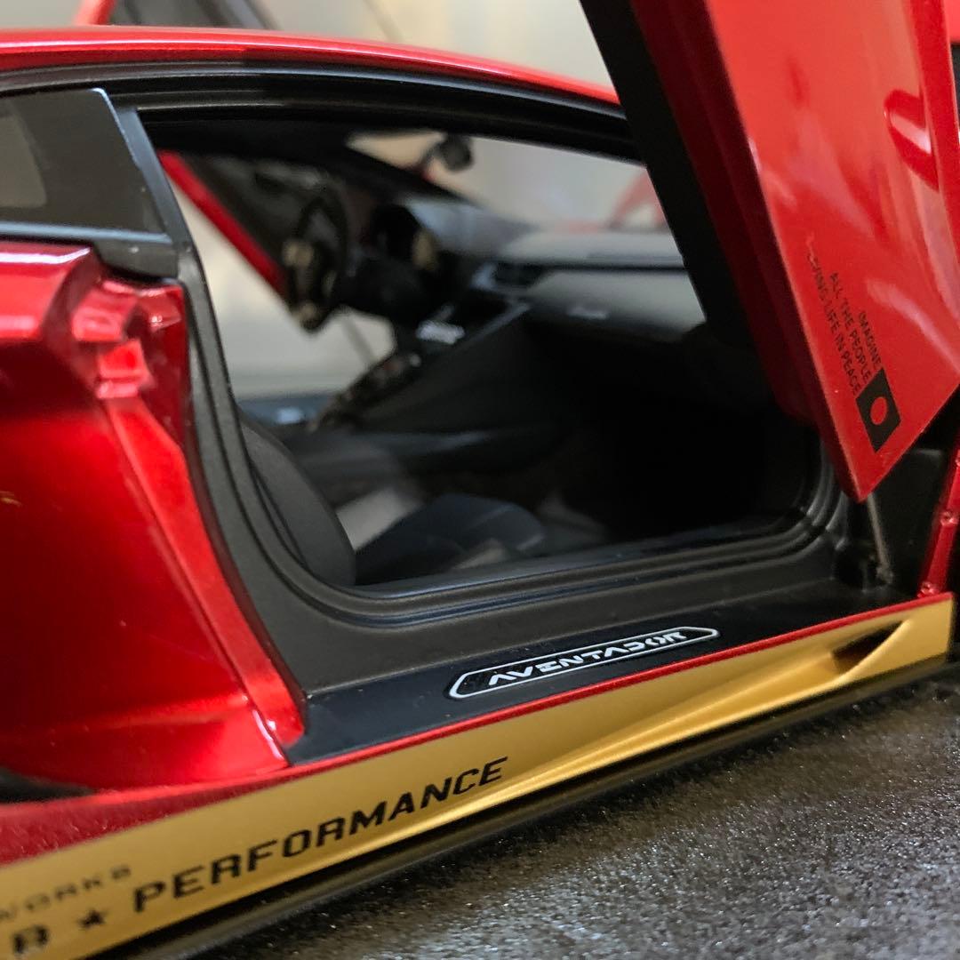 787 リバティーウォーク ランボルギーニ アヴェンタドール 1/18ミニカー