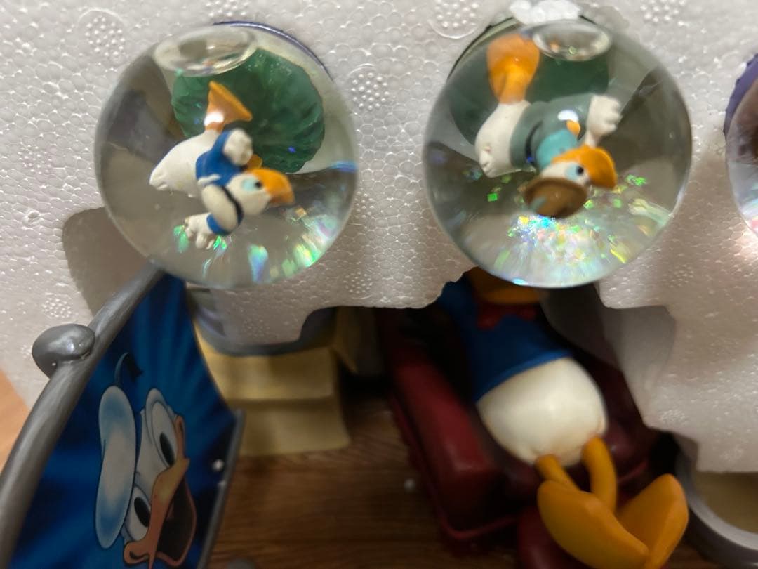 ディズニー スノーグローブ スノードームドナルドダック