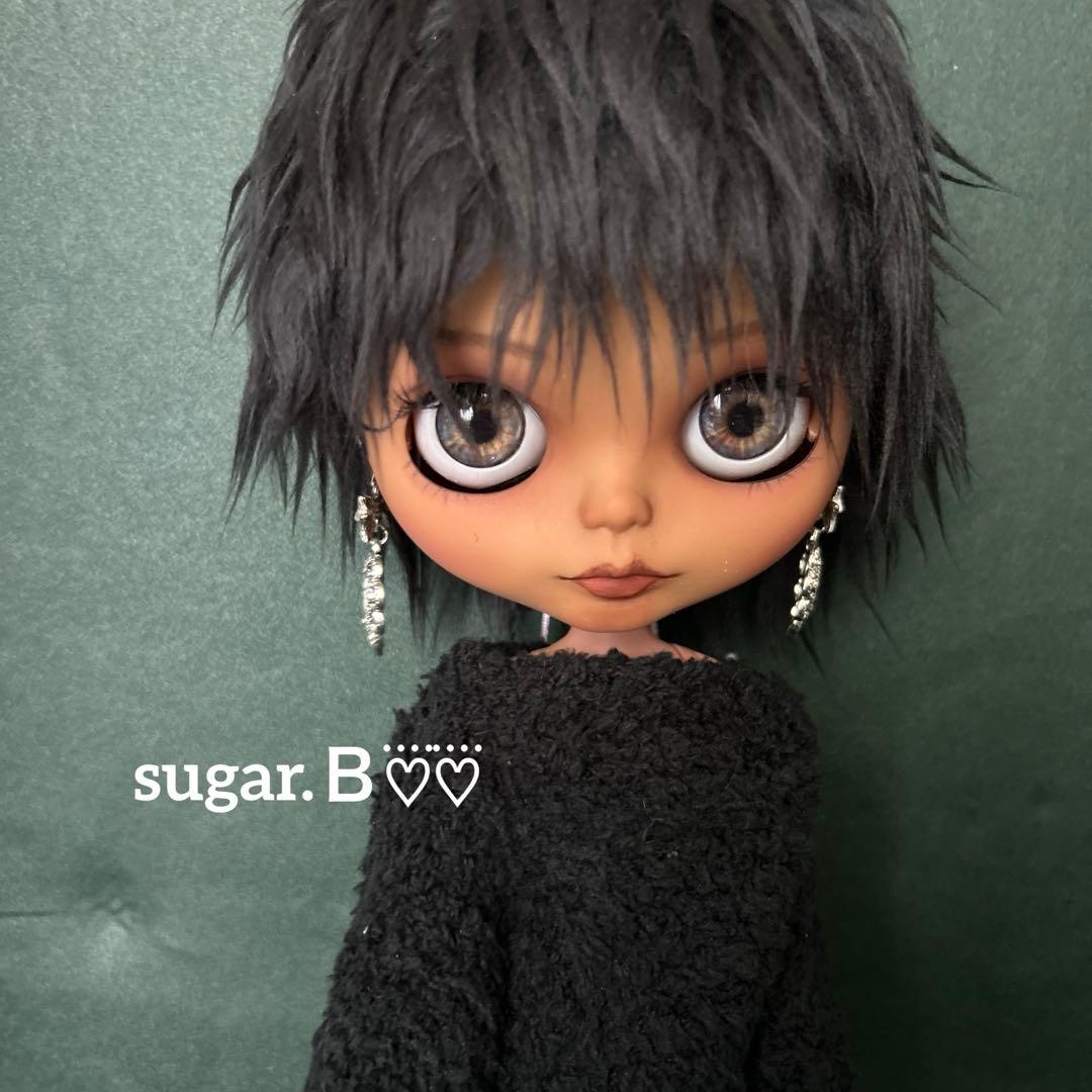 カスタムアイシードール『デビルちゃん』サラサラブラックボブヘア