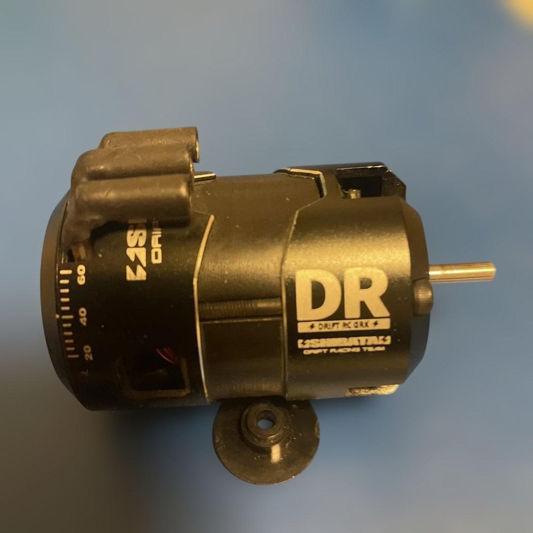 タミヤ TT02 組み立てキッド フェラーリF12