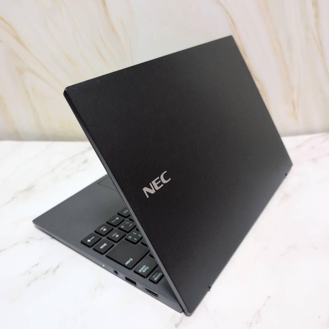 ☆起動OK！☆第10世代☆ Corei7 16GB 超軽量870g