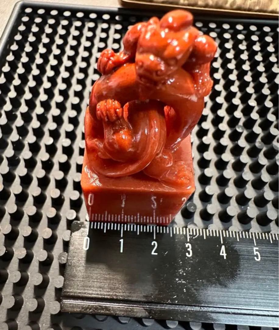 ラオス石螭虎穿環朱砂凍高級印材箱付き書道篆刻落款雅号