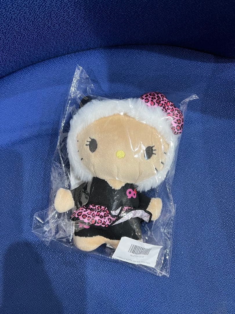 9090girl×HELLO KITTY Gal Kitty Keychain - メルカリ