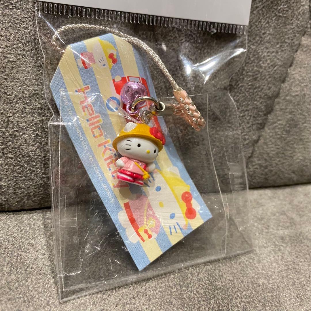 ご当地キティ 根付け 幼稚園バージョン2005年製