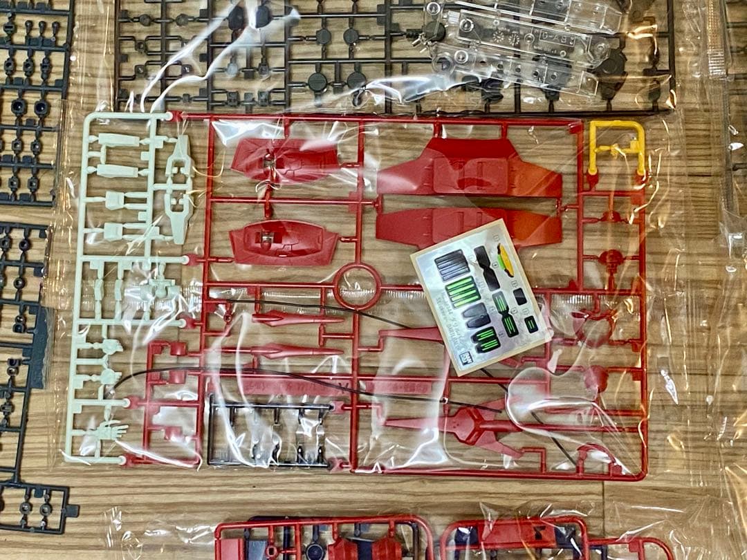 アニメプラモデルキット大量セット – 未切り離しパーツ多数 – 未開封品あり