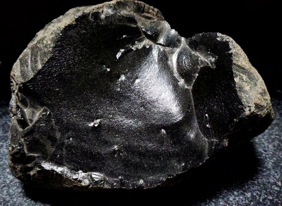 ☆黒耀石原石☆オブシディアン【星糞峠or和田峠1850g】 - メルカリ