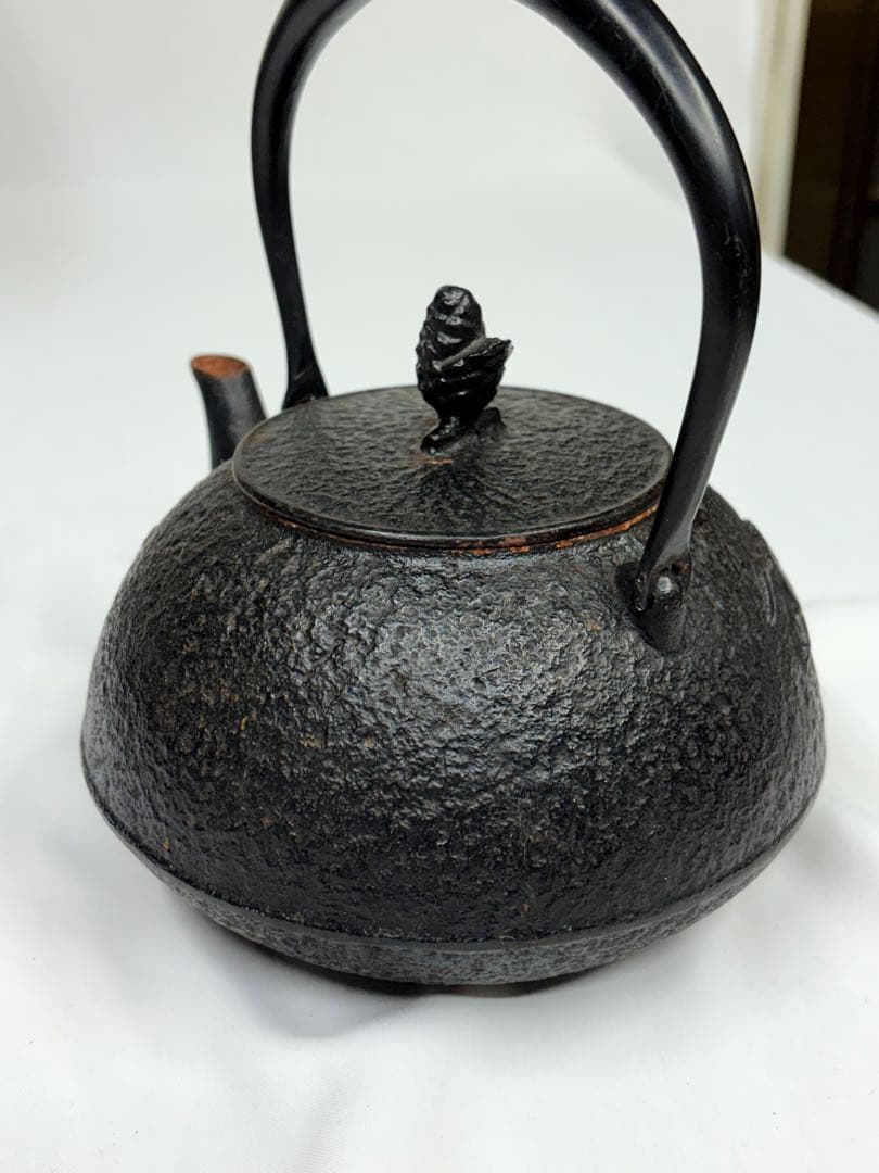 南部鉄器 鉄瓶 馬肌 アンティーク 骨董 馬 馬2頭 ウマ｜アンティーク 馬の