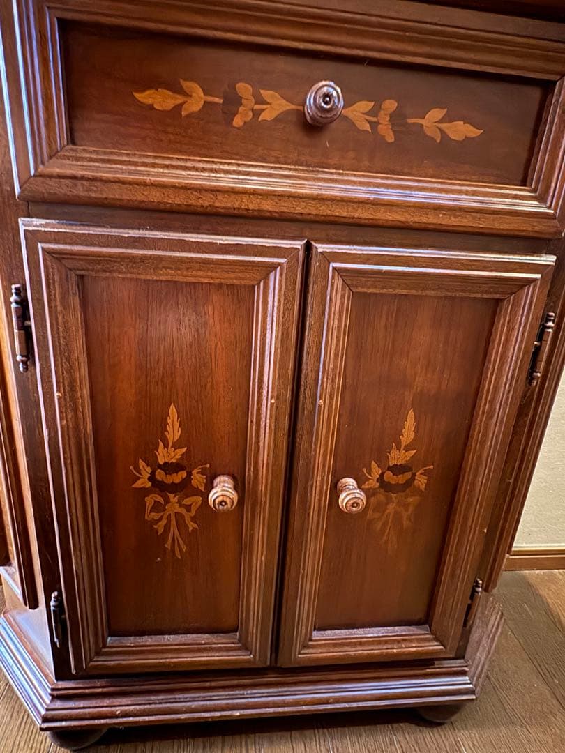 イタリア製 西洋 アンティーク家具 コンソール キャビネット 節約 飾り棚