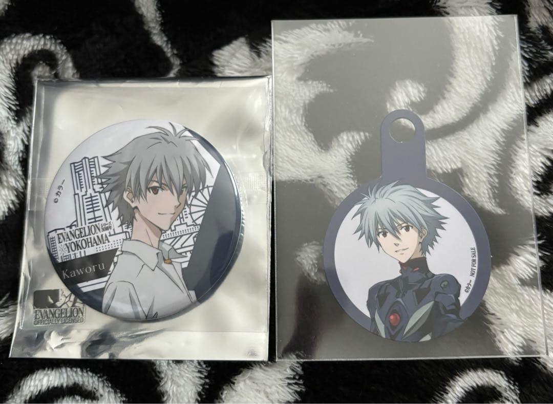 エヴァンゲリオン 渚カヲル 缶バッジ ピック 横浜カフェ - メルカリ