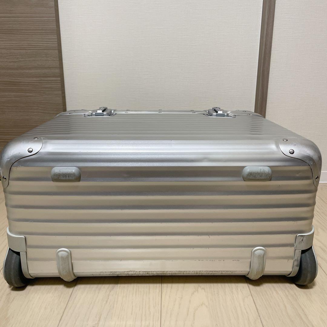 RIMOWA リモワパイロットスーツケース2輪 46L