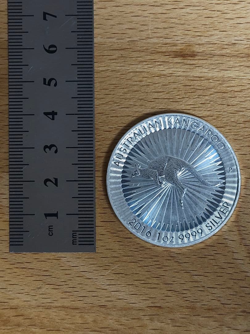 純銀1oz】オーストラリア シルバー カンガルー コイン - メルカリ