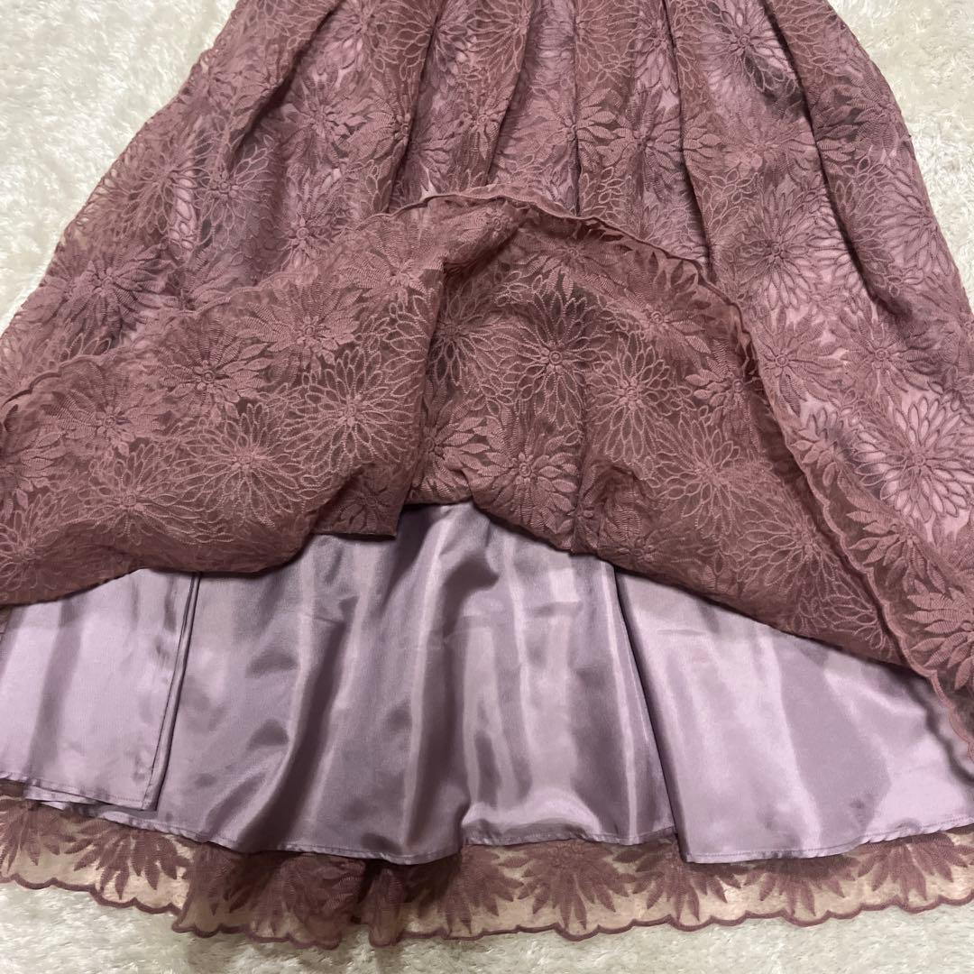 新品　AIMER 花柄刺繍フレアスリーブフィット&フレアパーティードレス