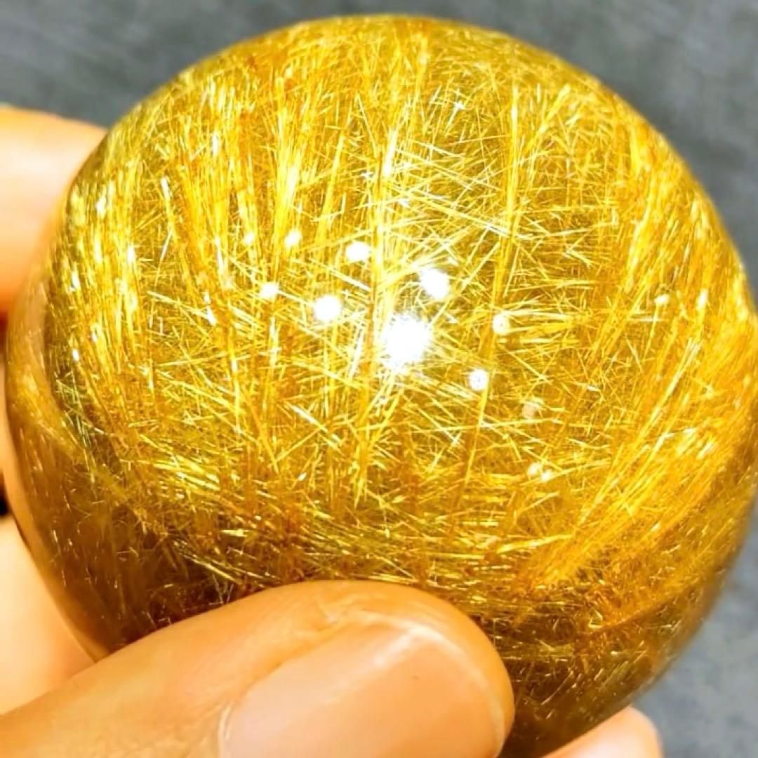 50mm 虹入りゴールドルチルクォーツ丸玉スフィア金針水晶