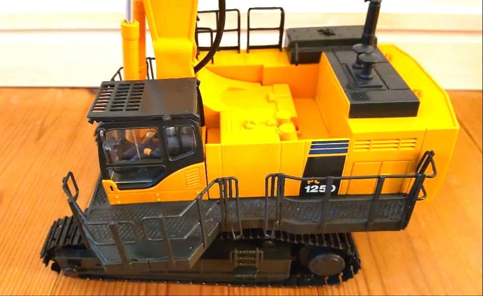 京商)　KOMATSU PC1250　ショベルカー　ラジコン　ジャンク