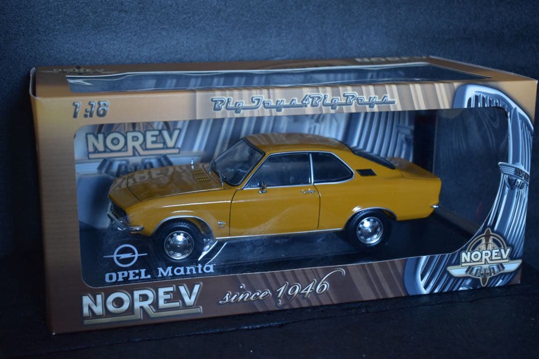 1/18 NOREV ノレブ '71 オペル マンタ フルディティール ミニカー