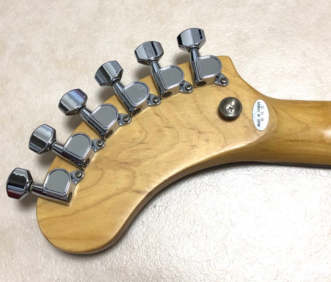 【美品】ZO-3 ブラック アンプ内蔵ミニギター 専用ケース付き！！ぞうさん