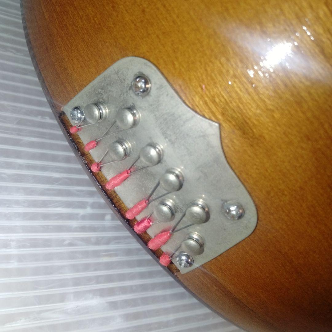 Suzuki マンドリン 226 ハードケース付き