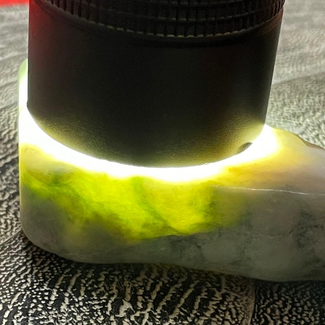 国産　糸魚川翡翠 翡翠 71.6ｇ 原石 ヒスイ ひすい 糸魚川翡翠