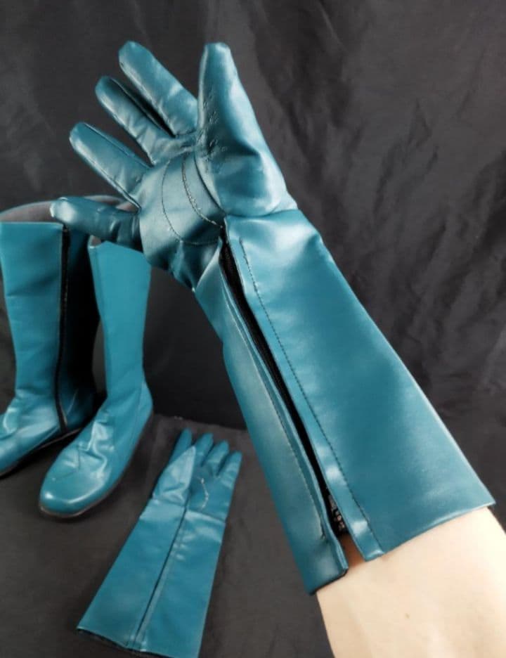 ☆彡なめろう スーツ上下 グローブ ブーツ セット☆彡