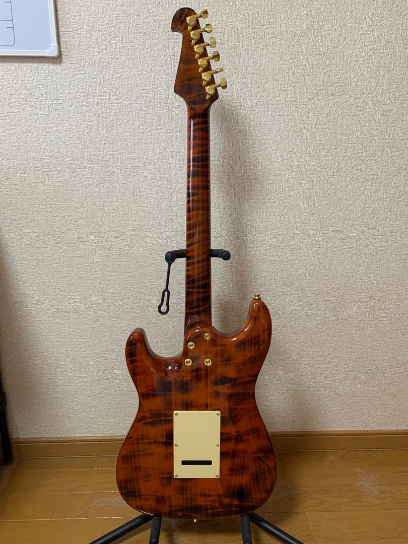 エレキギター】Bullfighter D-190