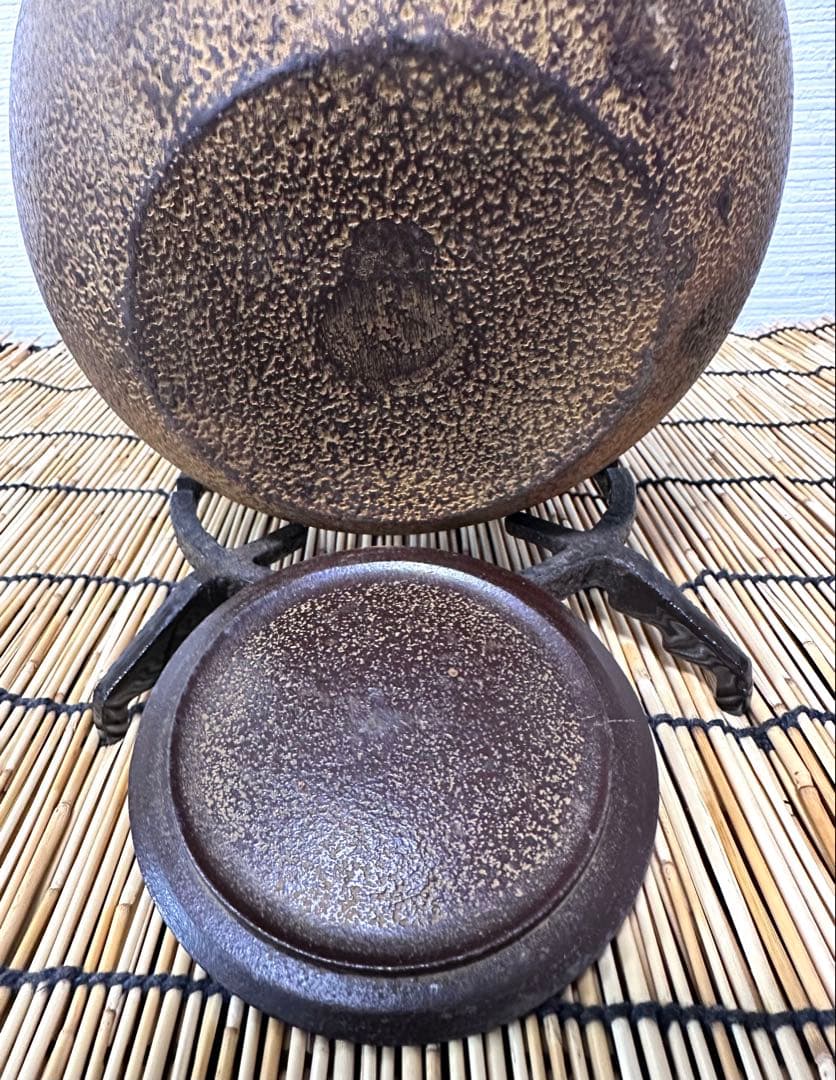 未使用品　南部伝統工芸士 及川寛治作　１５型姥口 柑橘文様　南部鉄瓶　南部鉄器