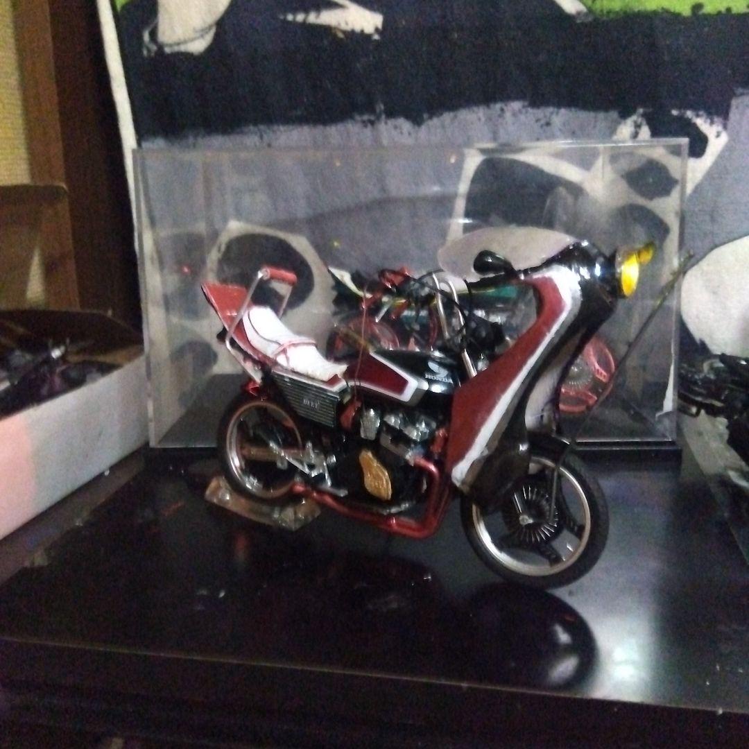 アオシマCBX400F