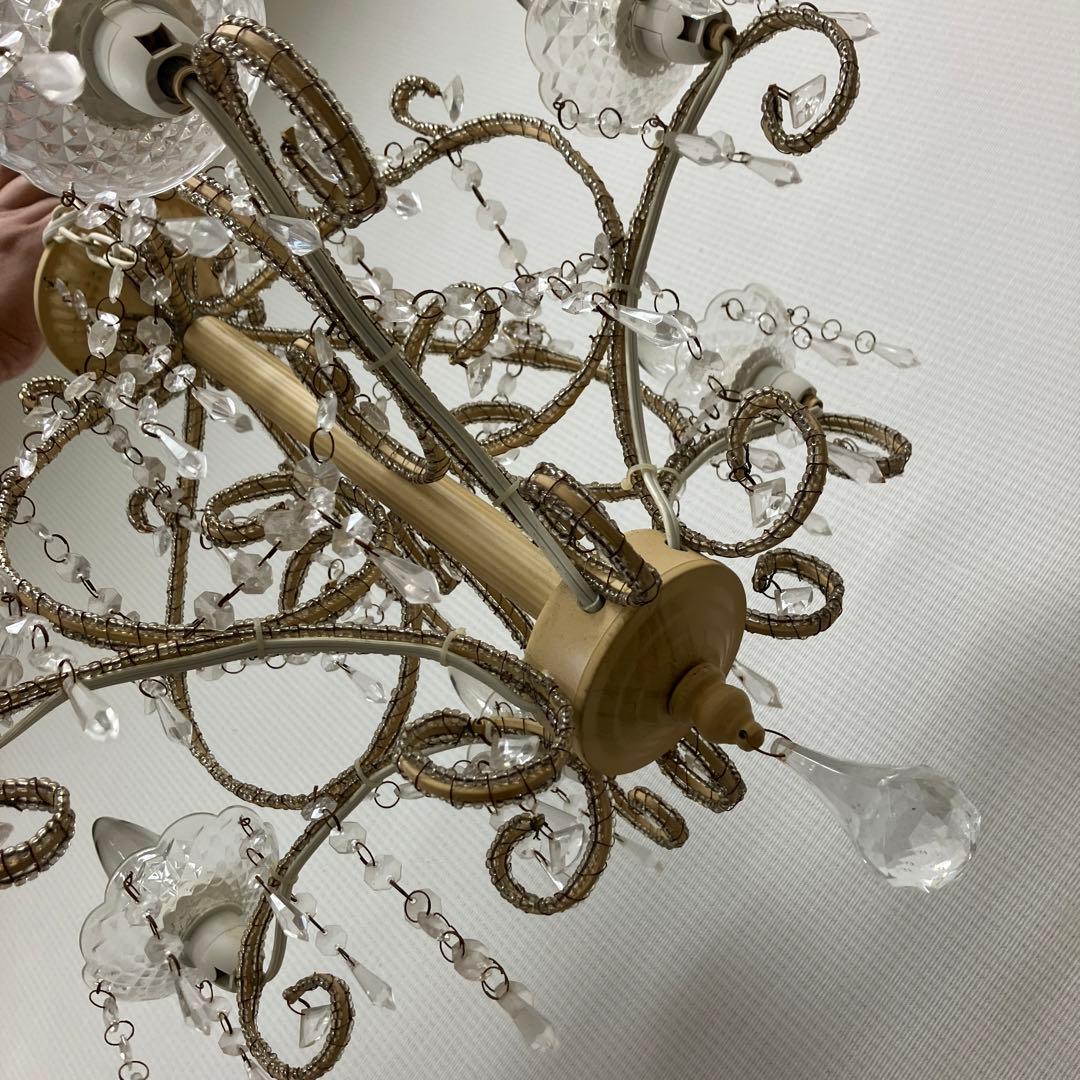 ガラス製 ホワイト シャンデリア 6灯 クリスタル ビーズ 装飾 ライト