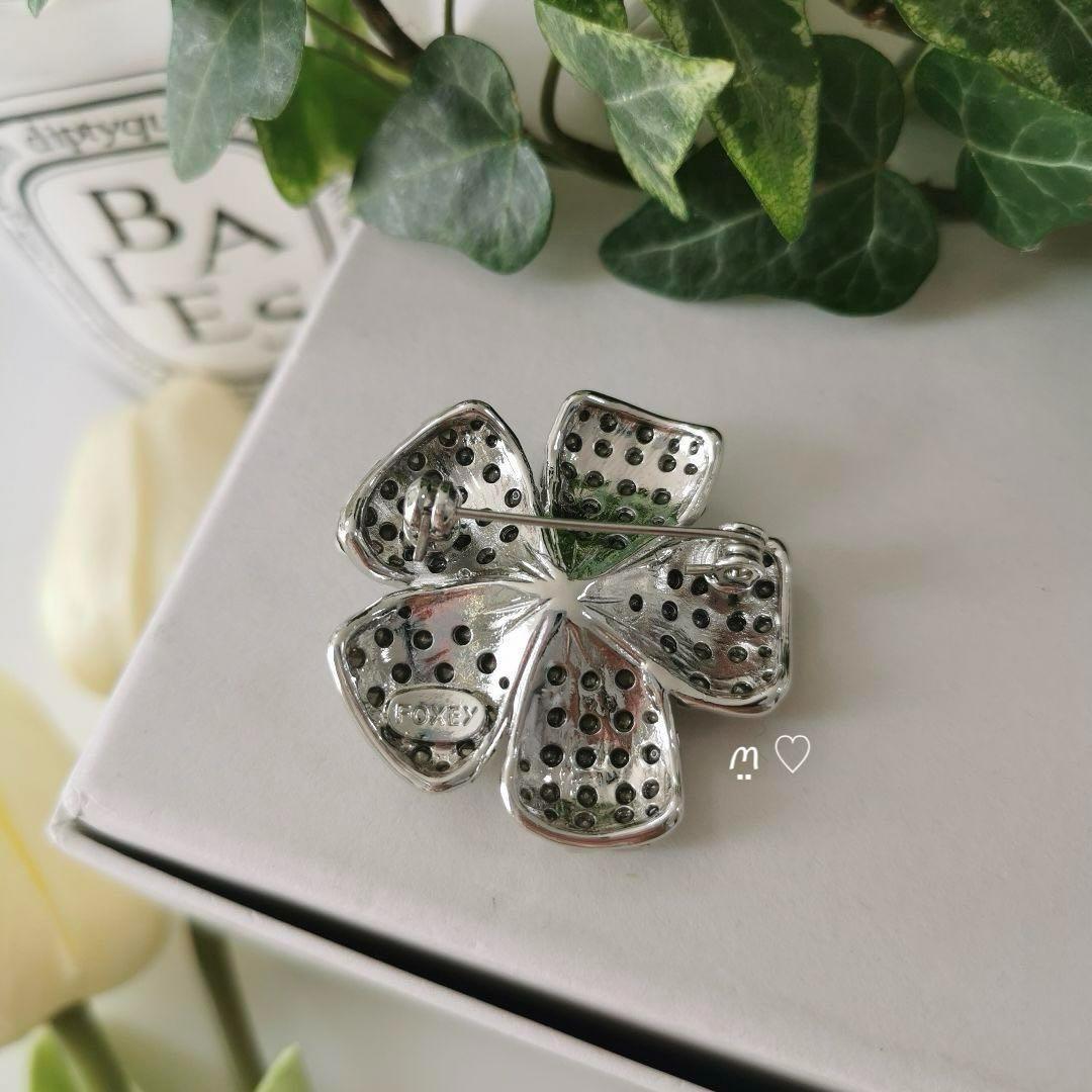 FOXEYフォクシービジューフラワーブローチコサージュお花