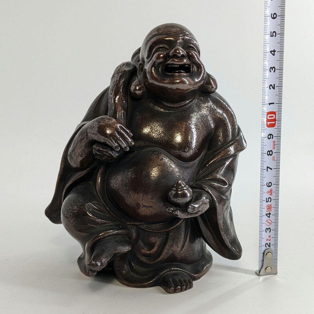 備前焼き、布袋像？