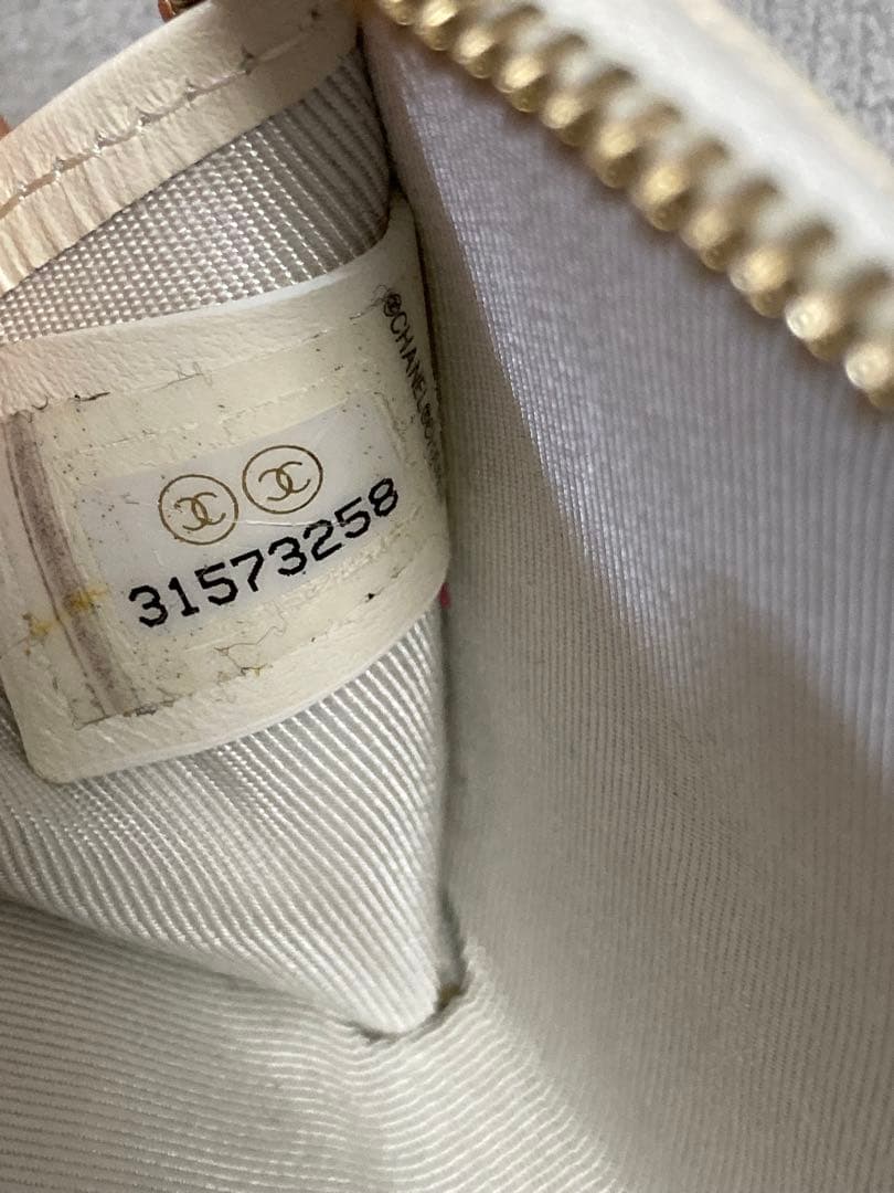 CHANEL シャネル　キャビア ケース キーリング　31番台