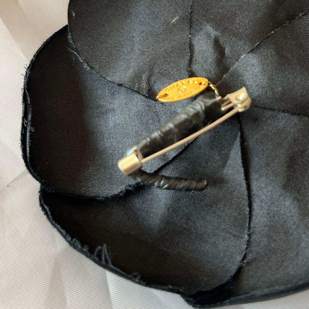 CHANEL シャネル/ ヴィンテージ カメリアコサージュ・ブローチ 2個セット