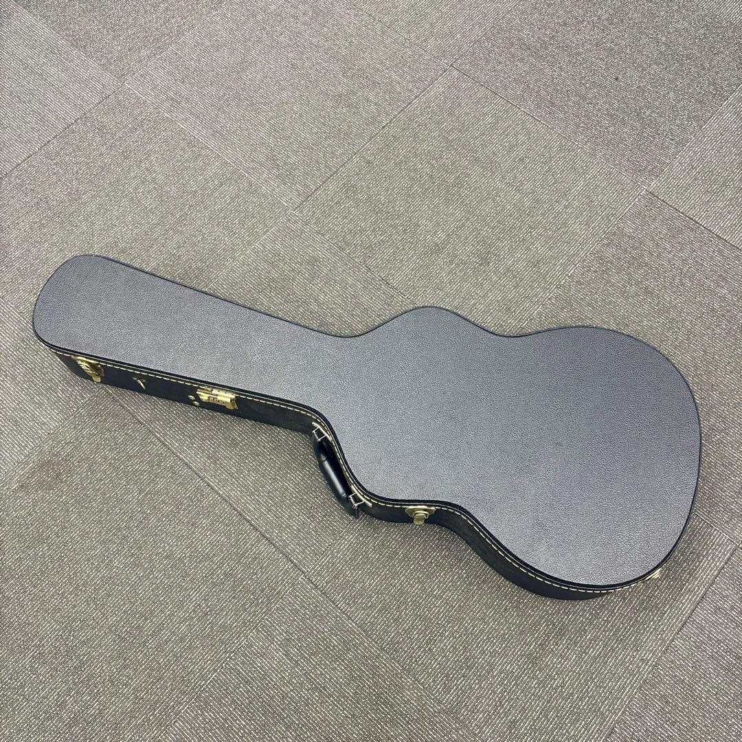 エゾ松・桜材のギター：工房yoshi（現：木の奏）製No.6 エゾ松・桜材の