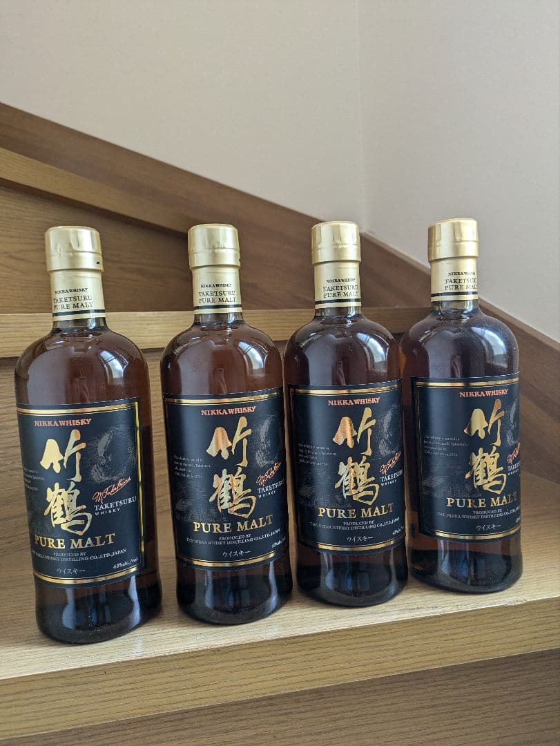 貴重品【旧ラベル】竹鶴 ピュアモルト 700ml 4本セット