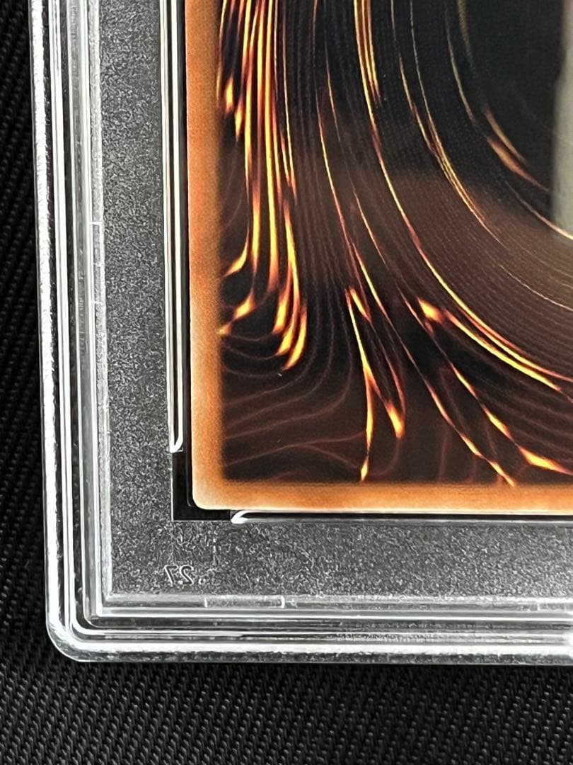 遊戯王　紅涙の魔　ラクリモーサ　25thシークレットレア アジア　PSA10