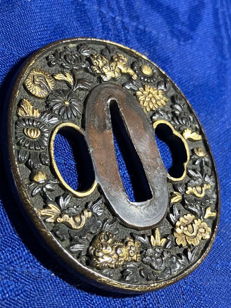 鍔　日本刀　金象嵌　獅子　牡丹　菊　銅鍔　時代物