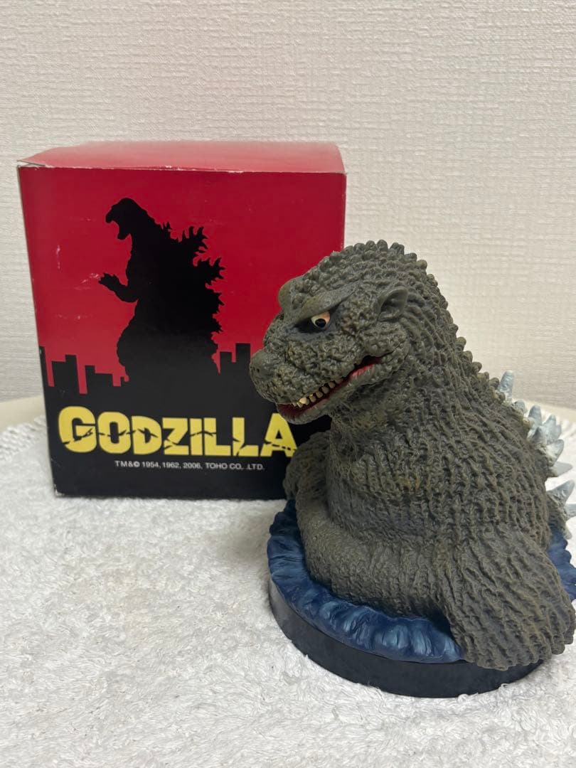 ゴジラ　初ゴジ　キンゴジ　胸像 タキ・コーポレーション 2個セット　箱付き