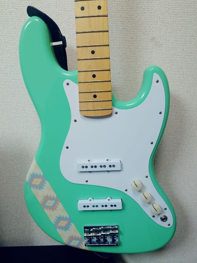Fender SILENT SIREN Jazz Bass 山内あいな モデル - メルカリ