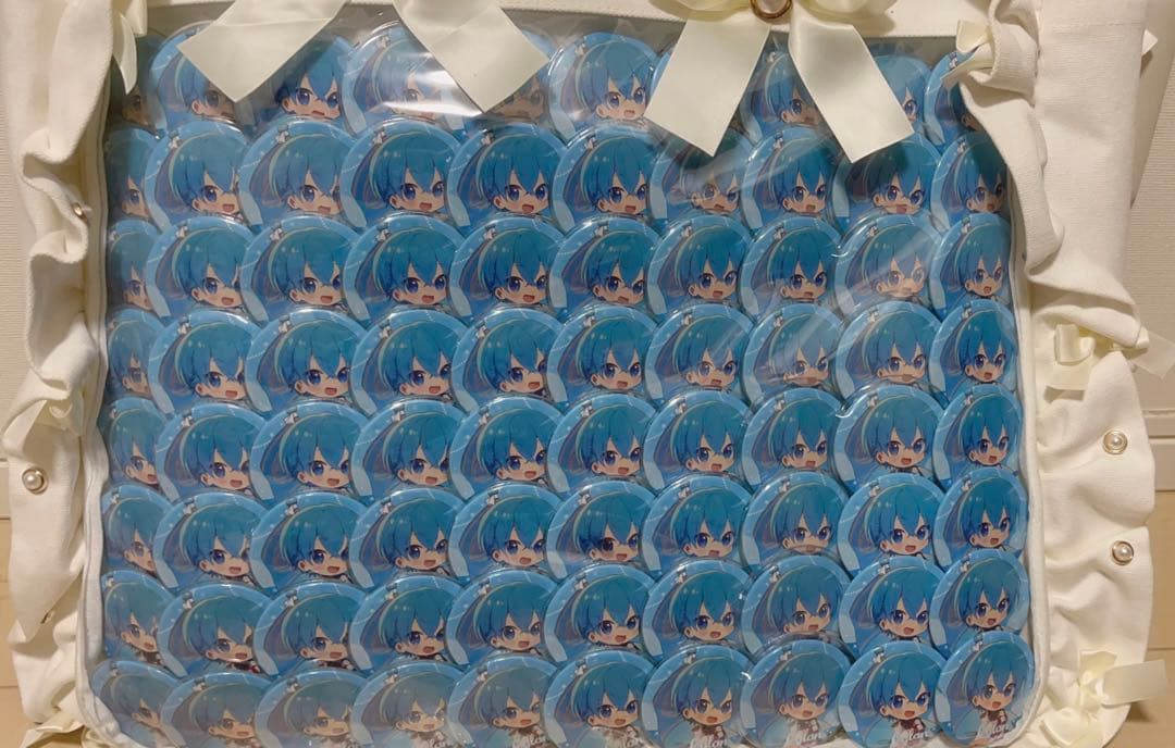 すとぷり ころんくん 旗持ち デフォ 缶バ80個 痛バなし