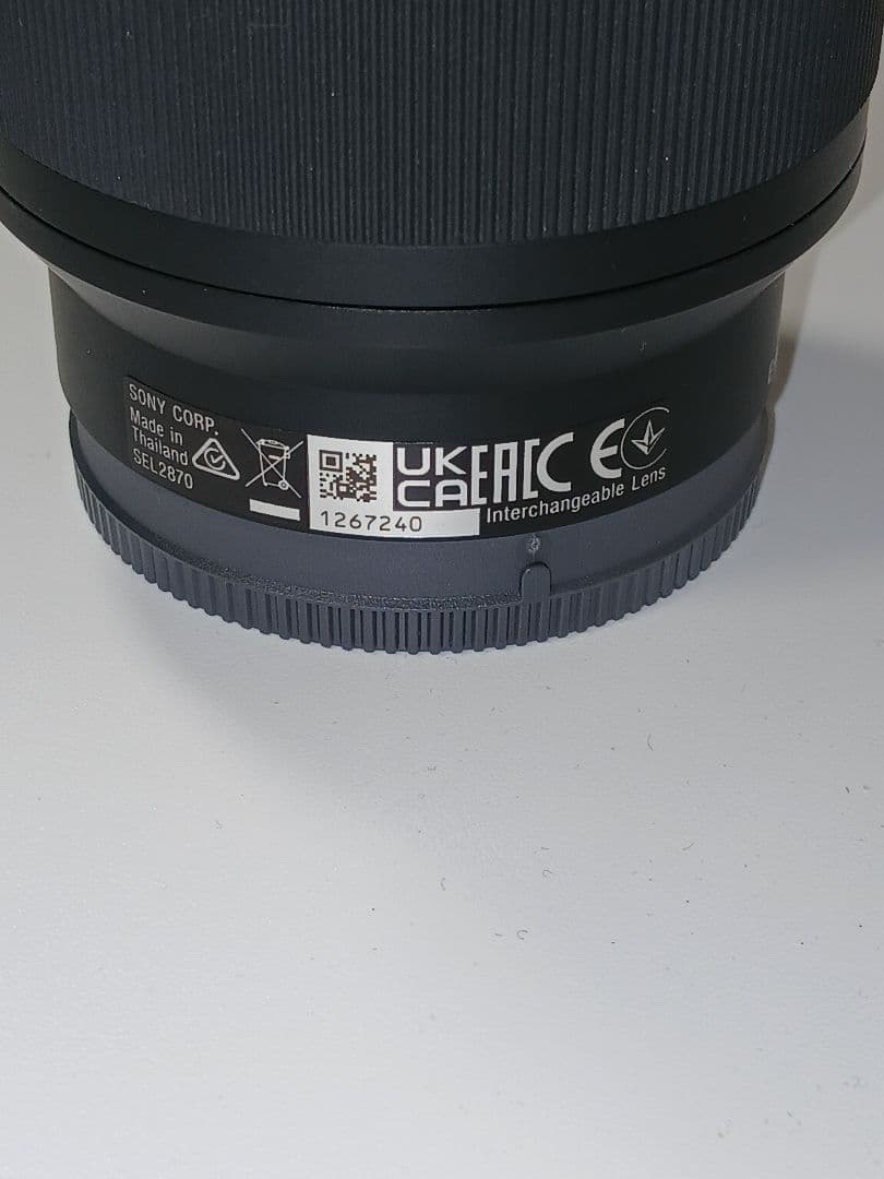 SONY FE 28-70mm F3.5-5.6 OSS ズームレンズ