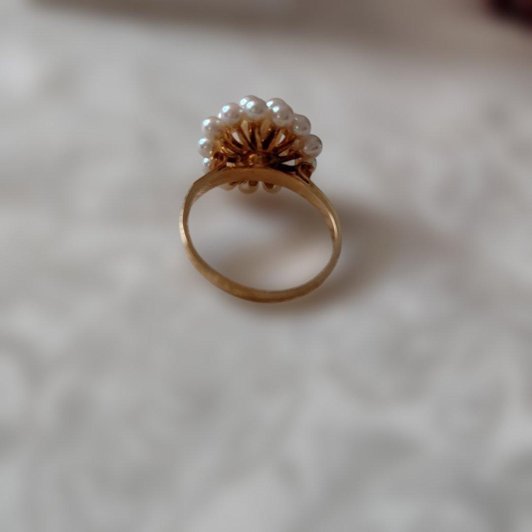 パール装飾のリング K18。