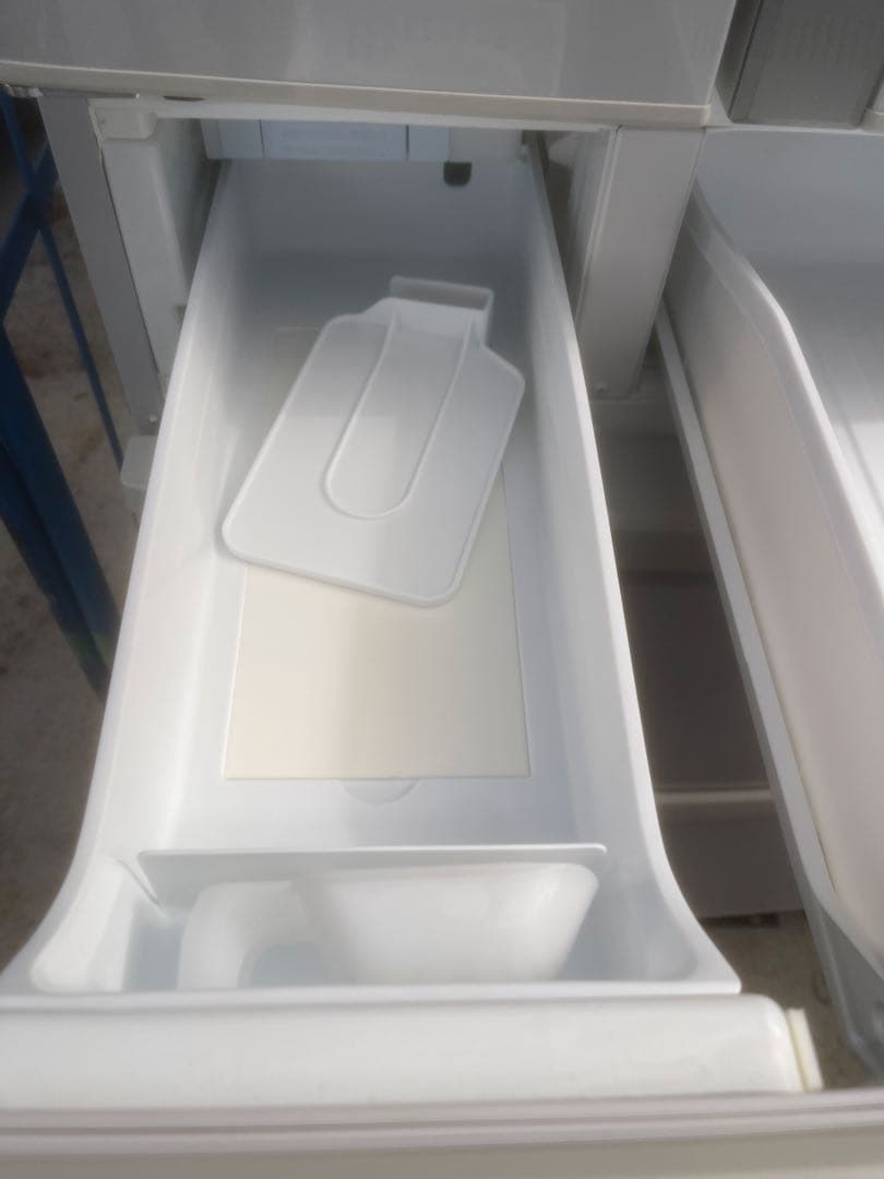 黒夜叉様 パナソニック 冷蔵庫 NR-FTF556-H 552L 2012年製